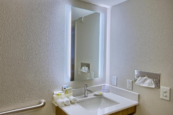 Holiday Inn Express Hotel And Suites Raleigh North - Wake Forest image 19