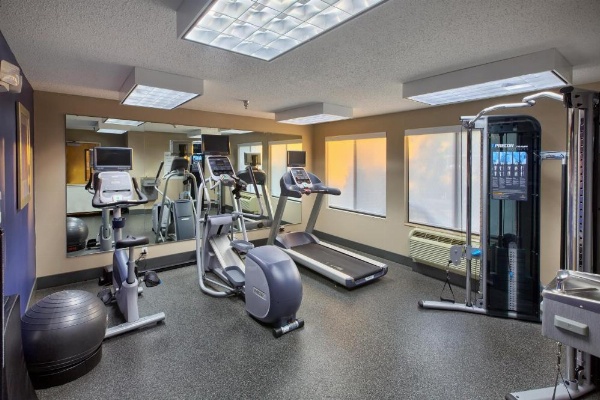 Holiday Inn Express Hotel And Suites Raleigh North - Wake Forest image 20